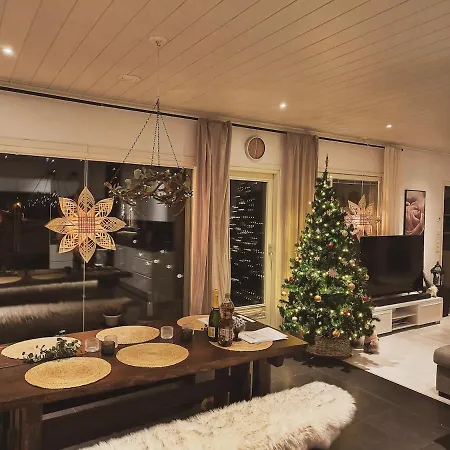 Korento - Private With Sauna&lappish-style Grill Hut Rovaniemi